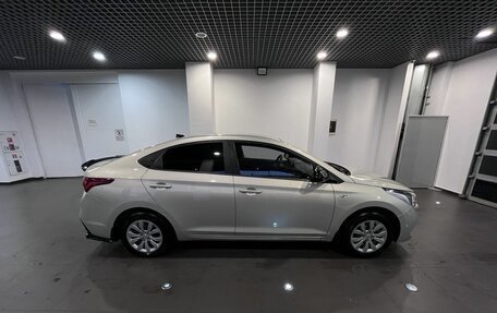 Hyundai Solaris II рестайлинг, 2019 год, 1 150 000 рублей, 2 фотография