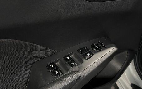 Hyundai Solaris II рестайлинг, 2019 год, 1 150 000 рублей, 20 фотография