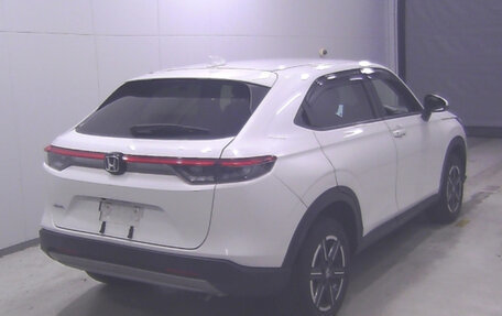 Honda Vezel, 2023 год, 1 840 000 рублей, 4 фотография