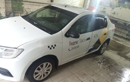 Renault Logan II, 2018 год, 290 000 рублей, 2 фотография