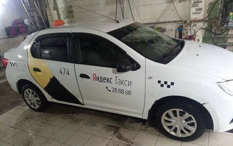 Renault Logan II, 2018 год, 290 000 рублей, 3 фотография