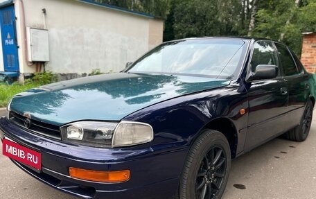 Toyota Camry, 1993 год, 490 000 рублей, 3 фотография