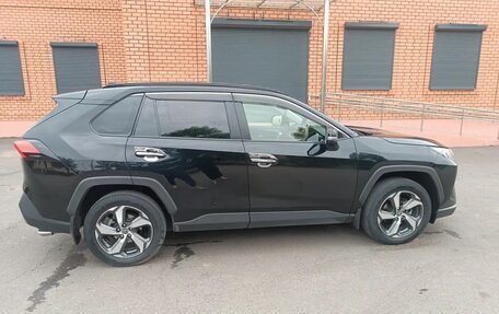 Toyota RAV4, 2019 год, 2 700 000 рублей, 7 фотография