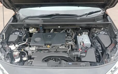 Toyota RAV4, 2019 год, 2 700 000 рублей, 6 фотография