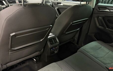 Volkswagen Tiguan II, 2017 год, 2 599 000 рублей, 11 фотография