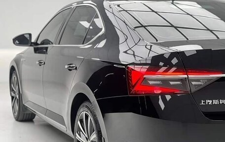 Skoda Superb III рестайлинг, 2024 год, 1 970 000 рублей, 7 фотография