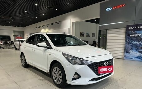 Hyundai Solaris II рестайлинг, 2020 год, 995 000 рублей, 3 фотография
