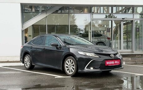Toyota Camry, 2021 год, 3 149 000 рублей, 3 фотография