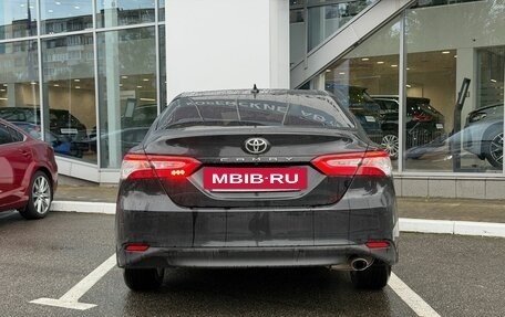 Toyota Camry, 2021 год, 3 149 000 рублей, 7 фотография