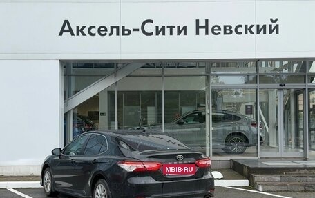 Toyota Camry, 2021 год, 3 149 000 рублей, 9 фотография