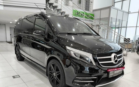 Mercedes-Benz V-Класс, 2019 год, 4 750 000 рублей, 3 фотография