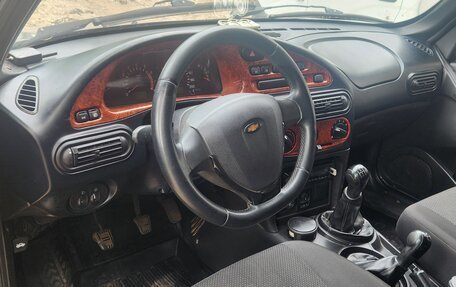 Chevrolet Niva I рестайлинг, 2010 год, 565 000 рублей, 11 фотография