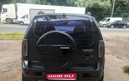 Chevrolet Niva I рестайлинг, 2010 год, 565 000 рублей, 8 фотография