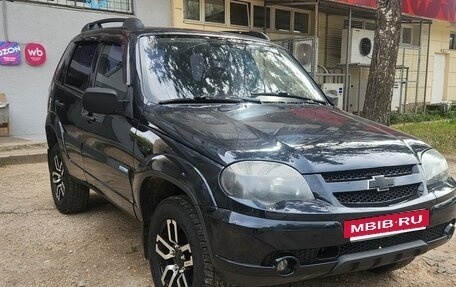 Chevrolet Niva I рестайлинг, 2010 год, 565 000 рублей, 2 фотография