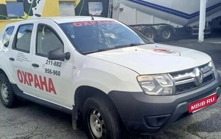 Renault Duster I рестайлинг, 2017 год, 600 000 рублей, 2 фотография