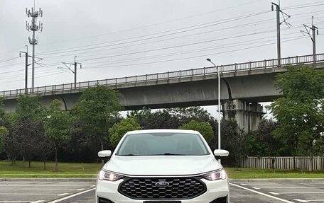 Ford Focus IV, 2022 год, 1 750 000 рублей, 2 фотография
