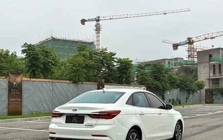 Ford Focus IV, 2022 год, 1 750 000 рублей, 7 фотография