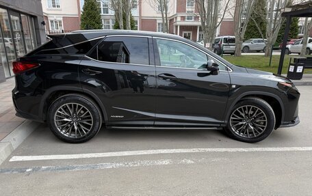 Lexus RX IV рестайлинг, 2018 год, 3 890 000 рублей, 6 фотография