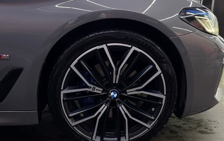 BMW 5 серия, 2021 год, 5 800 000 рублей, 5 фотография