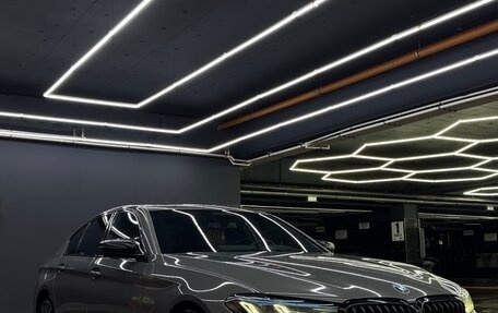 BMW 5 серия, 2021 год, 5 800 000 рублей, 4 фотография