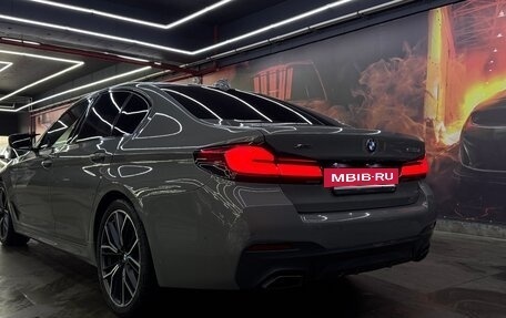 BMW 5 серия, 2021 год, 5 800 000 рублей, 8 фотография