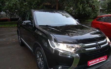 Mitsubishi Outlander III рестайлинг 3, 2017 год, 1 460 000 рублей, 27 фотография