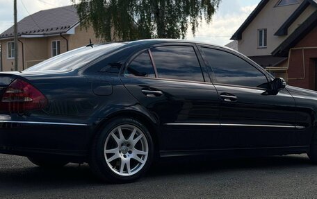 Mercedes-Benz E-Класс, 2004 год, 900 000 рублей, 5 фотография