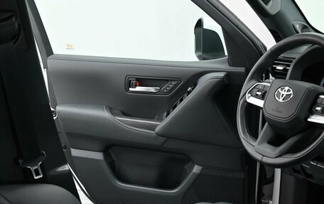Toyota Land Cruiser, 2025 год, 14 300 000 рублей, 20 фотография