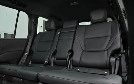 Toyota Land Cruiser, 2025 год, 14 300 000 рублей, 26 фотография
