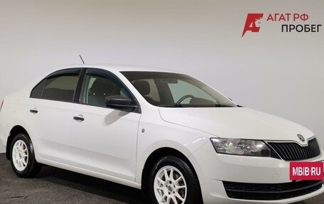 Skoda Rapid I, 2015 год, 700 000 рублей, 3 фотография