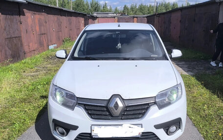 Renault Sandero II рестайлинг, 2019 год, 1 350 000 рублей, 3 фотография
