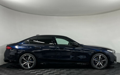 BMW 5 серия, 2026 год, 9 975 000 рублей, 4 фотография