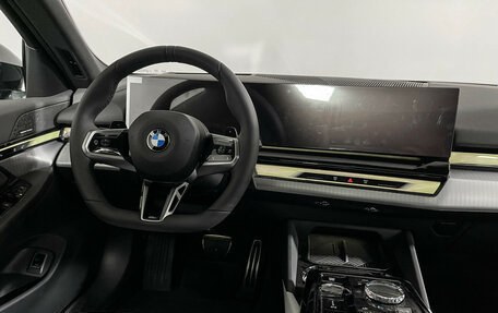BMW 5 серия, 2026 год, 9 975 000 рублей, 14 фотография