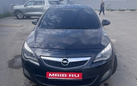 Opel Astra J, 2012 год, 680 000 рублей, 4 фотография