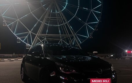 Opel Astra J, 2012 год, 680 000 рублей, 13 фотография