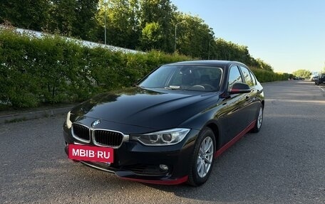 BMW 3 серия, 2012 год, 1 800 000 рублей, 2 фотография