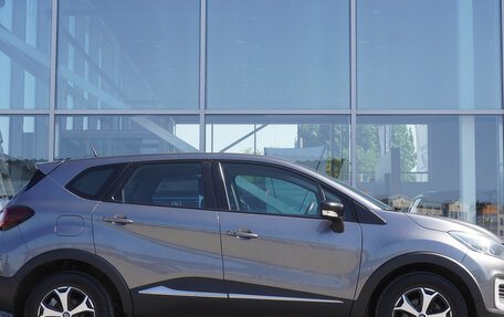 Renault Kaptur I рестайлинг, 2017 год, 1 579 000 рублей, 4 фотография