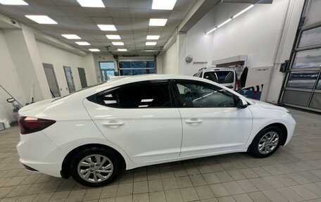 Hyundai Elantra VI рестайлинг, 2019 год, 1 338 000 рублей, 8 фотография
