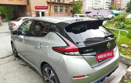 Nissan Leaf II, 2018 год, 2 270 000 рублей, 3 фотография