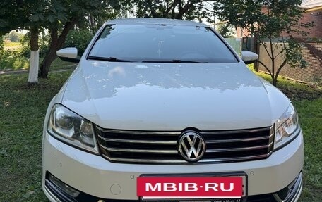 Volkswagen Passat B7, 2014 год, 1 360 000 рублей, 4 фотография
