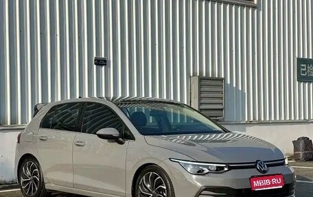 Volkswagen Golf VIII, 2022 год, 2 020 000 рублей, 1 фотография