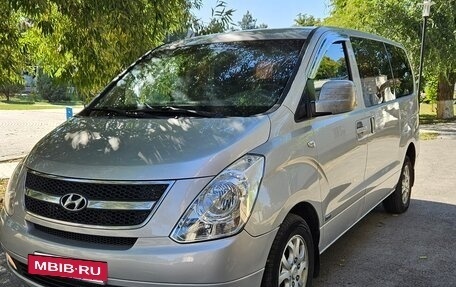 Hyundai Grand Starex Grand Starex I рестайлинг 2, 2008 год, 1 099 000 рублей, 4 фотография