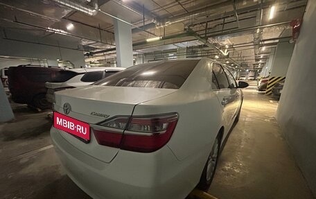 Toyota Camry, 2015 год, 1 800 000 рублей, 3 фотография