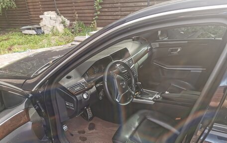 Mercedes-Benz E-Класс, 2009 год, 1 100 000 рублей, 5 фотография