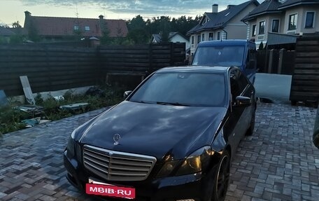 Mercedes-Benz E-Класс, 2009 год, 1 100 000 рублей, 2 фотография