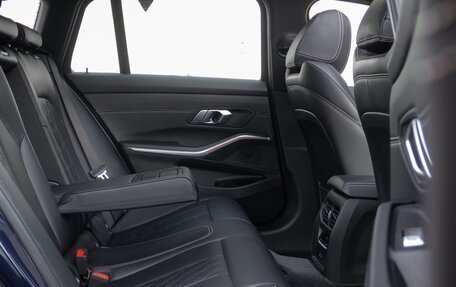 BMW 3 серия, 2020 год, 5 900 000 рублей, 29 фотография