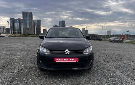 Volkswagen Polo VI (EU Market), 2012 год, 525 000 рублей, 2 фотография