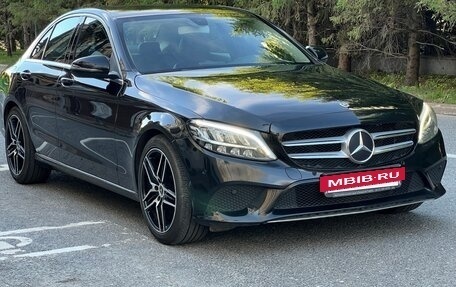Mercedes-Benz C-Класс, 2019 год, 2 430 000 рублей, 3 фотография