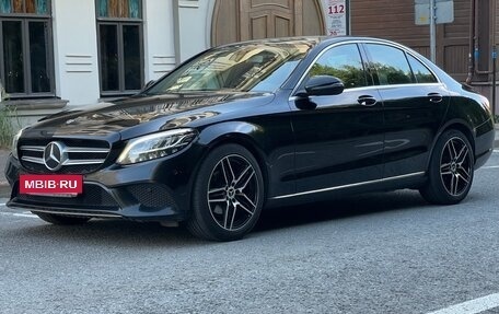 Mercedes-Benz C-Класс, 2019 год, 2 430 000 рублей, 2 фотография