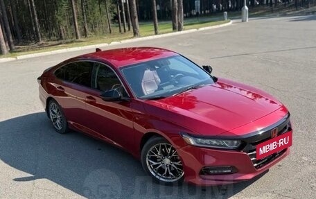 Honda Accord IX рестайлинг, 2017 год, 1 890 000 рублей, 13 фотография